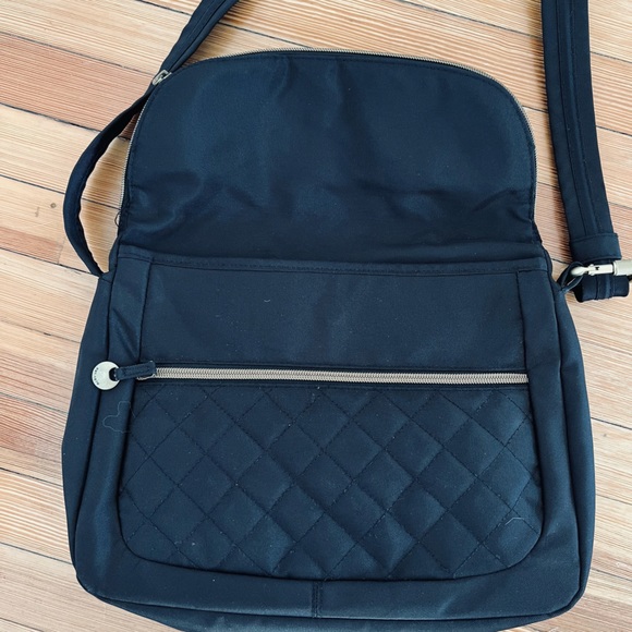 Travelon Bags Travelon Quilted Crossbody Bag With Rfi Comes With Matching Wallet Poshmark